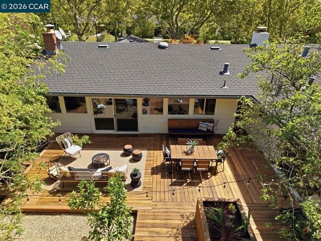 559 Old Orchard Dr, Danville, CA 94526