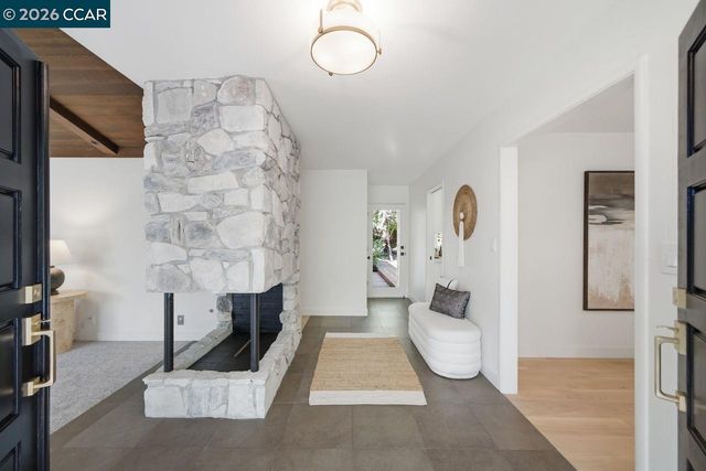 559 Old Orchard Dr, Danville, CA 94526