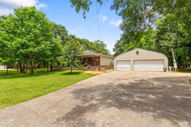 4508 County Road 502d, Sweeny, TX 77480