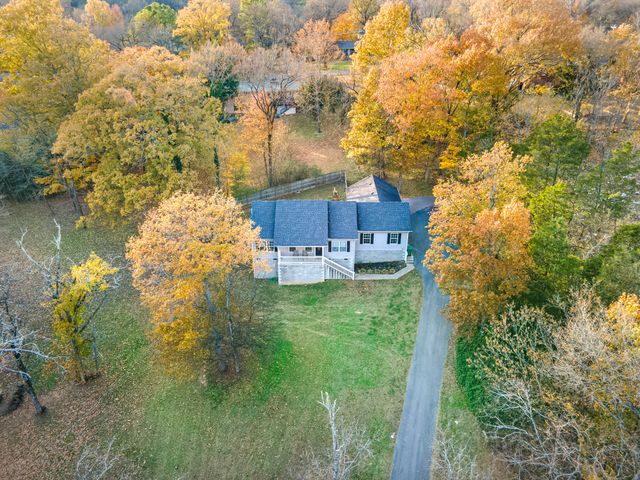 628 Ashwood Ave, Lewisburg, TN 37091