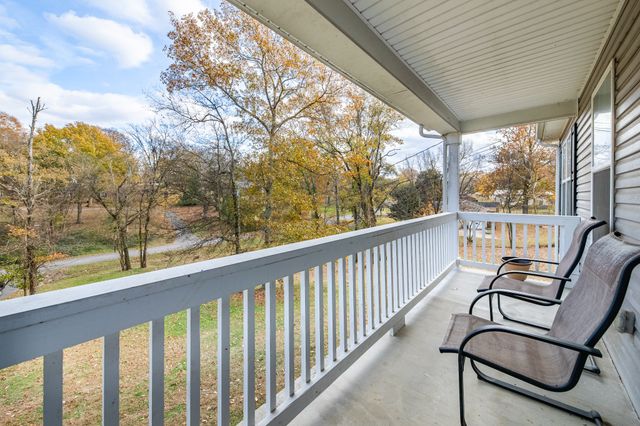 628 Ashwood Ave, Lewisburg, TN 37091