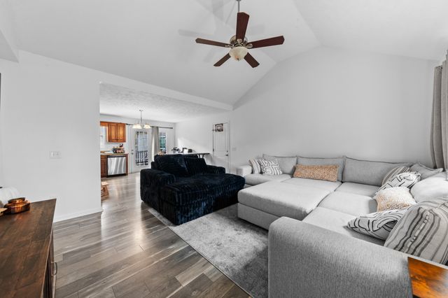 628 Ashwood Ave, Lewisburg, TN 37091