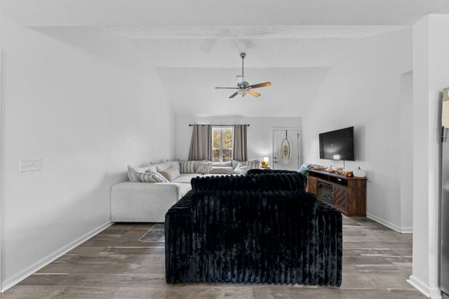 628 Ashwood Ave, Lewisburg, TN 37091