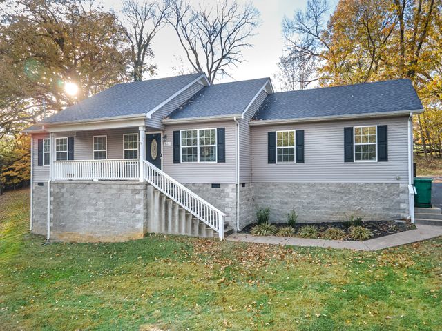 628 Ashwood Ave, Lewisburg, TN 37091