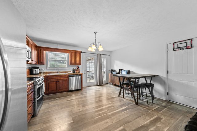 628 Ashwood Ave, Lewisburg, TN 37091