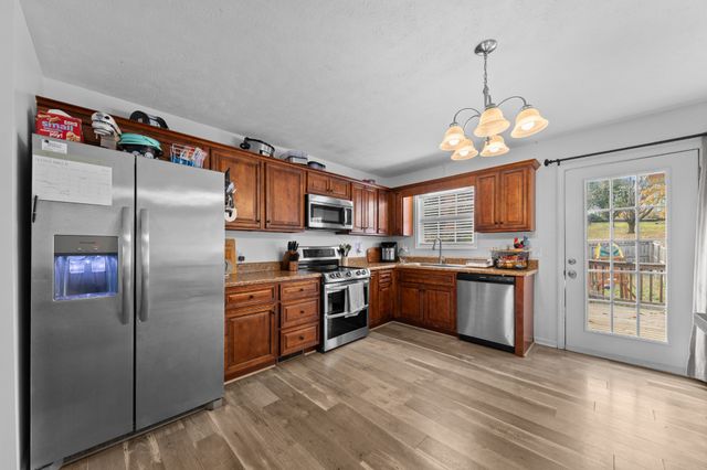 628 Ashwood Ave, Lewisburg, TN 37091