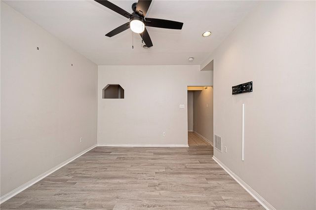 2336 Sidney St, South Side, PA 15203