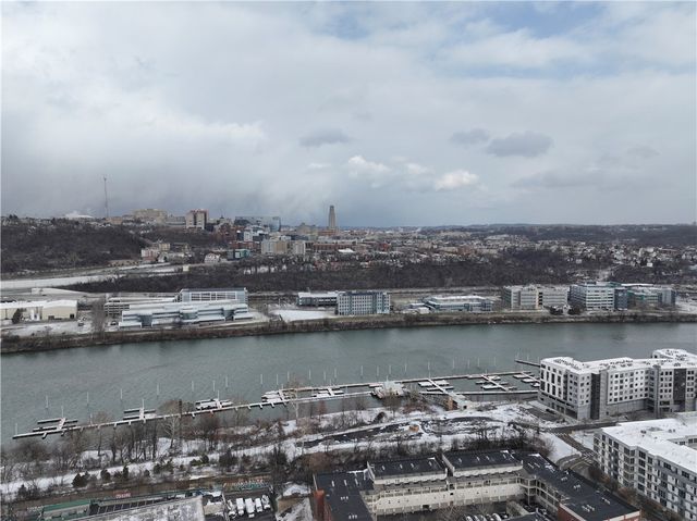 2336 Sidney St, South Side, PA 15203