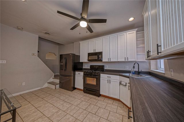 2336 Sidney St, South Side, PA 15203