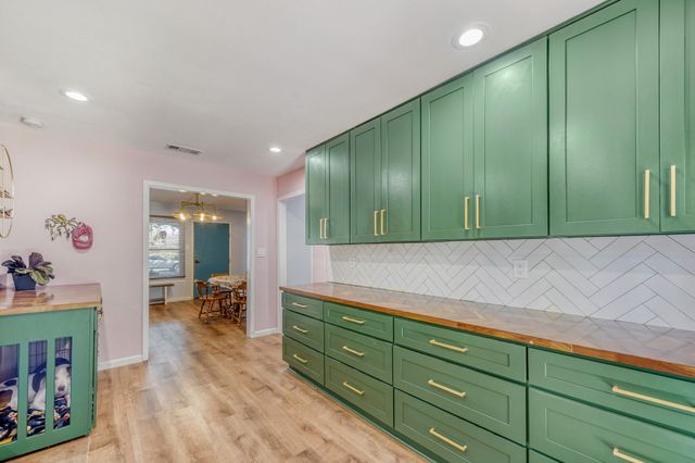 13533 Charcoal Lane, Farmers Branch, TX 75234