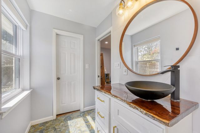 13533 Charcoal Lane, Farmers Branch, TX 75234