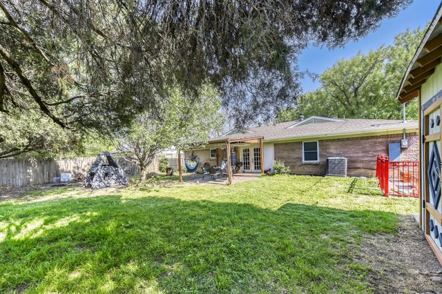 13533 Charcoal Lane, Farmers Branch, TX 75234