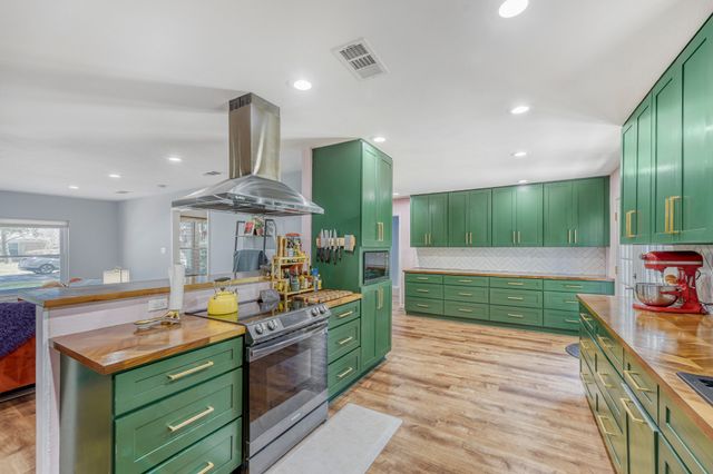 13533 Charcoal Lane, Farmers Branch, TX 75234