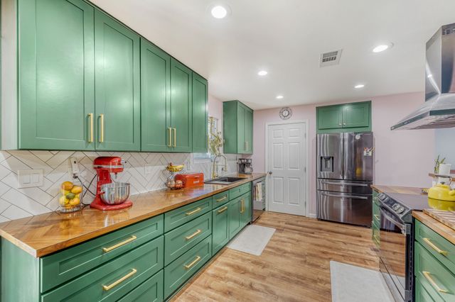 13533 Charcoal Lane, Farmers Branch, TX 75234