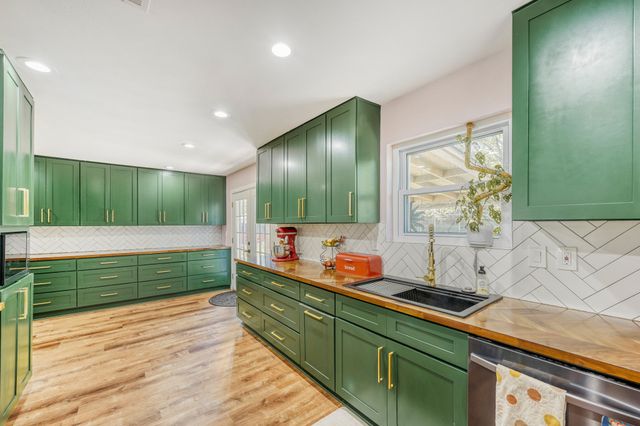 13533 Charcoal Lane, Farmers Branch, TX 75234