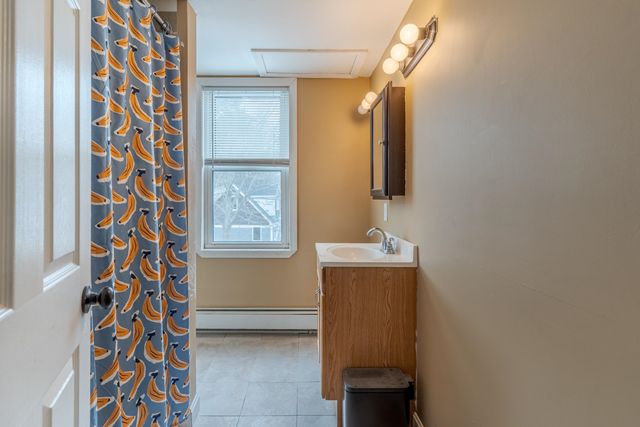 37 Glen Street, Sanford, ME 04073