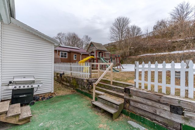 37 Glen Street, Sanford, ME 04073