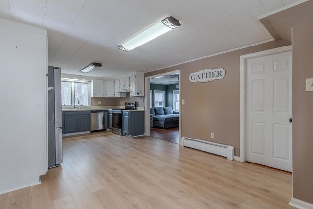 37 Glen Street, Sanford, ME 04073