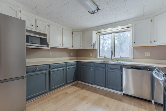 37 Glen Street, Sanford, ME 04073