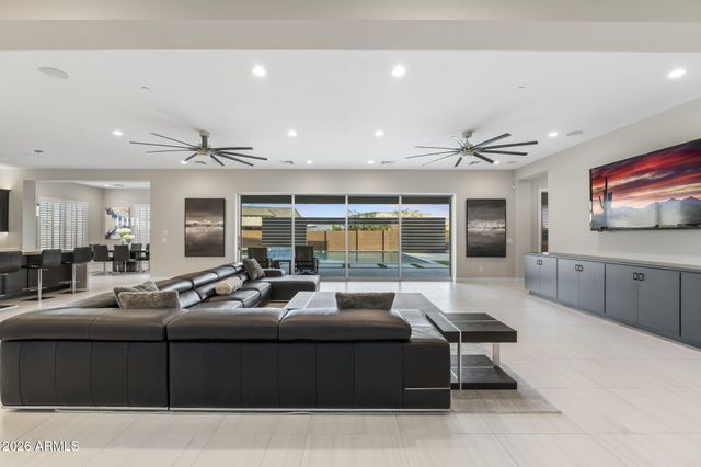 9641 W Monte Lindo Lane, Peoria, AZ 85383