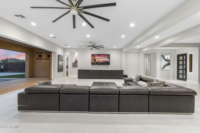 9641 W Monte Lindo Lane, Peoria, AZ 85383