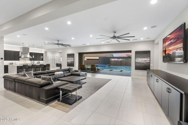 9641 W Monte Lindo Lane, Peoria, AZ 85383