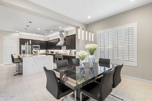 9641 W Monte Lindo Lane, Peoria, AZ 85383