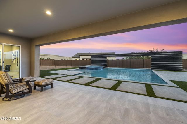 9641 W Monte Lindo Lane, Peoria, AZ 85383