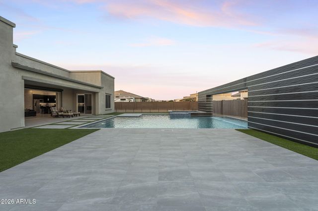 9641 W Monte Lindo Lane, Peoria, AZ 85383