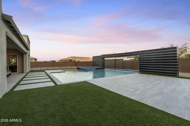 9641 W Monte Lindo Lane, Peoria, AZ 85383