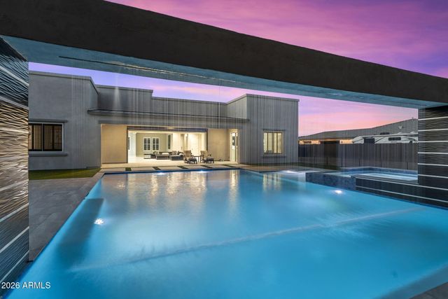 9641 W Monte Lindo Lane, Peoria, AZ 85383