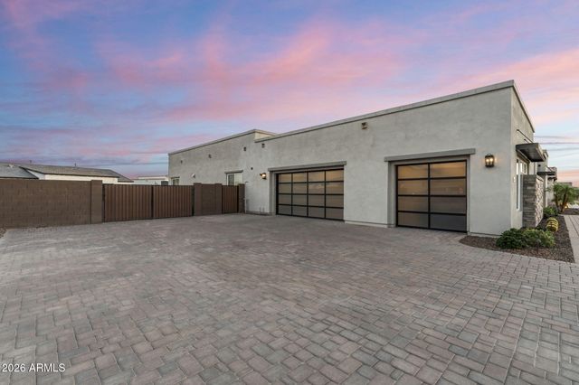 9641 W Monte Lindo Lane, Peoria, AZ 85383