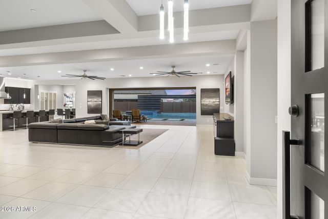 9641 W Monte Lindo Lane, Peoria, AZ 85383