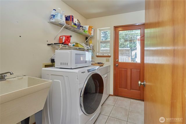 3903 NW Martha Lane, Silverdale, WA 98383