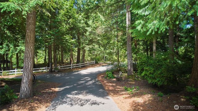 3903 NW Martha Lane, Silverdale, WA 98383