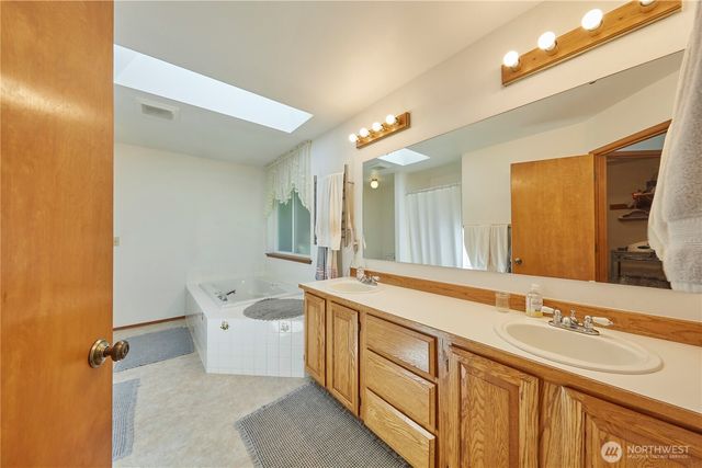 3903 NW Martha Lane, Silverdale, WA 98383