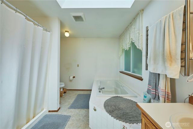 3903 NW Martha Lane, Silverdale, WA 98383