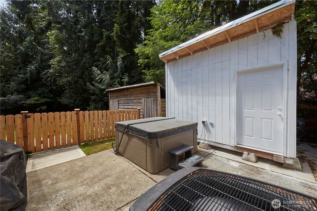 3903 NW Martha Lane, Silverdale, WA 98383