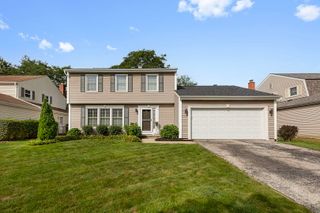 1481 Oxford Drive, Buffalo Grove, IL 60089