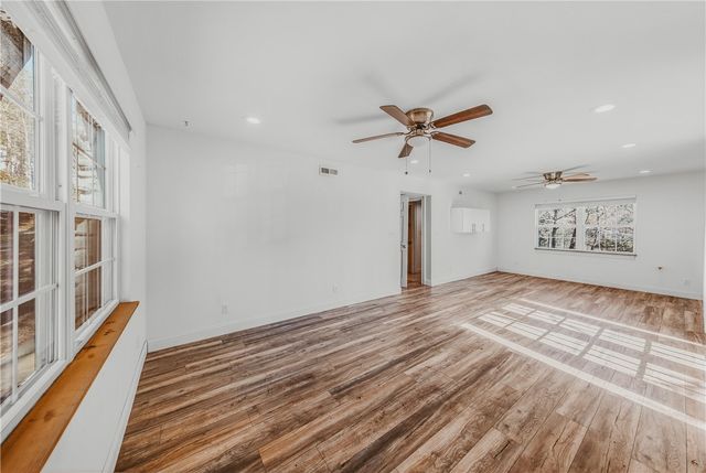 8512 Pine Ridge Drive, Rogers, AR 72756