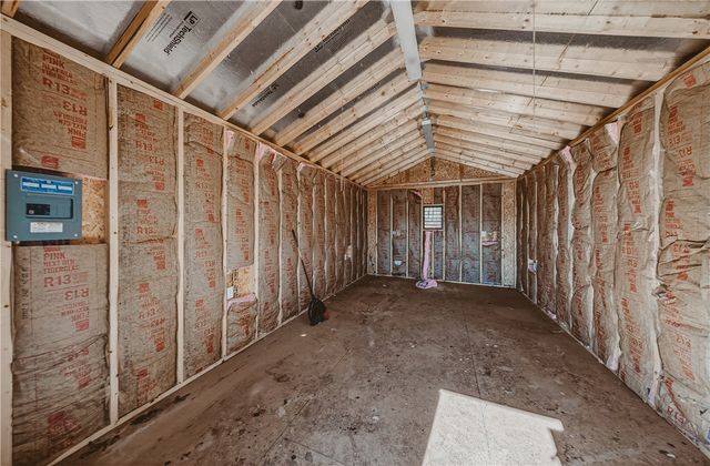 8512 Pine Ridge Drive, Rogers, AR 72756