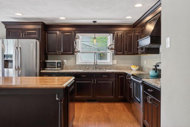 675 Grace Street, Verona, WI 53593