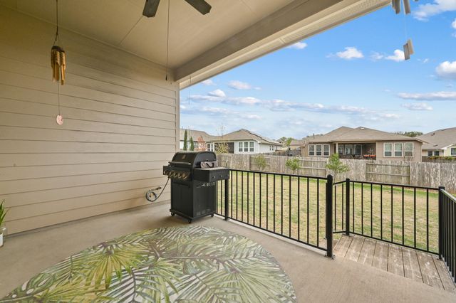 228 Helena LN, Kyle, TX 78640