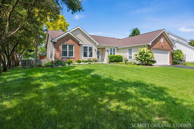 155 N Kingsway Drive, Aurora, IL 60506