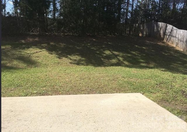 11142 Cypress View Drive, Charlotte, NC 28262