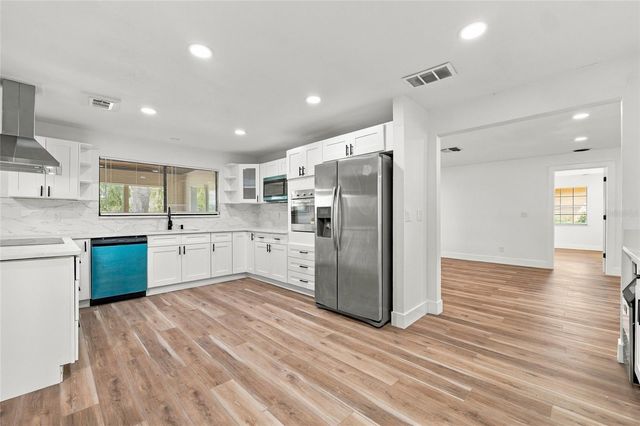 5413 BERNADETTE DRIVE, Zephyrhills, FL 33541