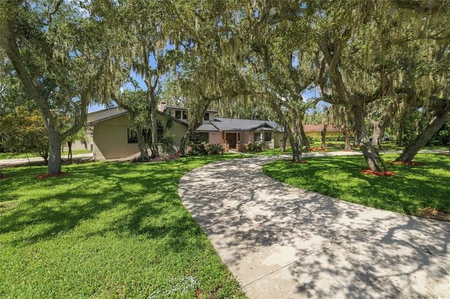 5413 BERNADETTE DRIVE, Zephyrhills, FL 33541