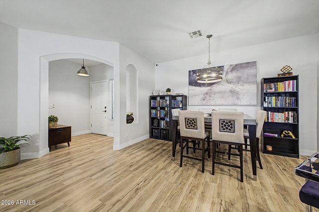 4924 W HARWELL Road, Laveen, AZ 85339