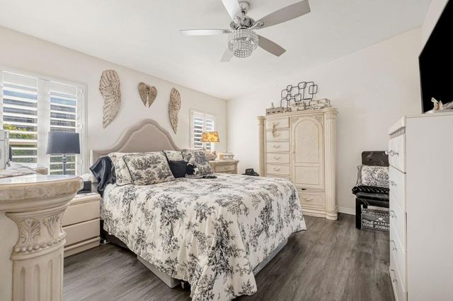 73450 Country Club Drive 277, Palm Desert, CA 92260