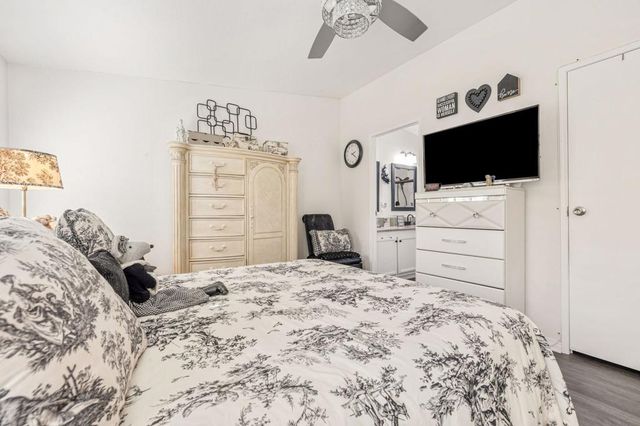 73450 Country Club Drive 277, Palm Desert, CA 92260